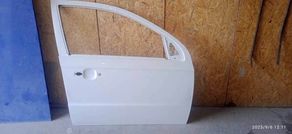 Nexia 3 old pasajir eshik radnoy yili 2022 narxi 200$ kelishimiz