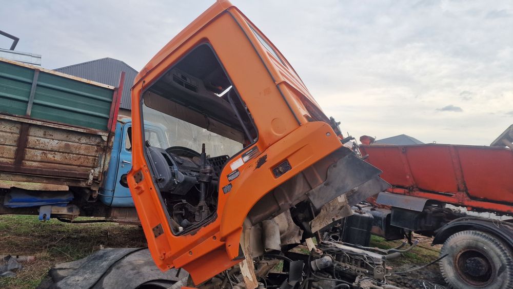 Кабина на Камаз с панелом евро 3