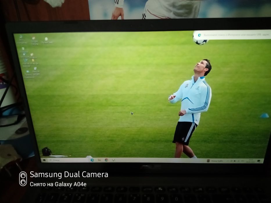 Ноутбук Асус .   .