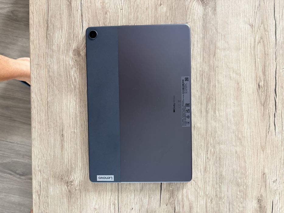 Tableta LENOVO +husa+ folie