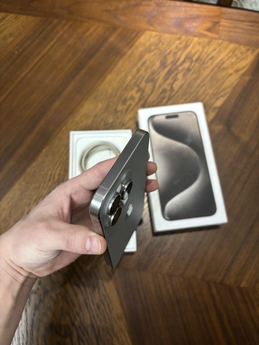 Iphone 15 pro max 256 gb natural titan