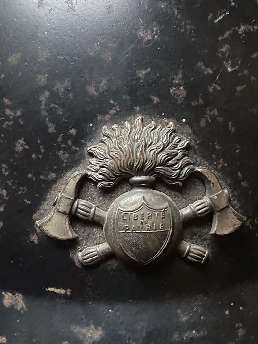 Винтидж рядък модел, качествена и красива Швейцарска каска