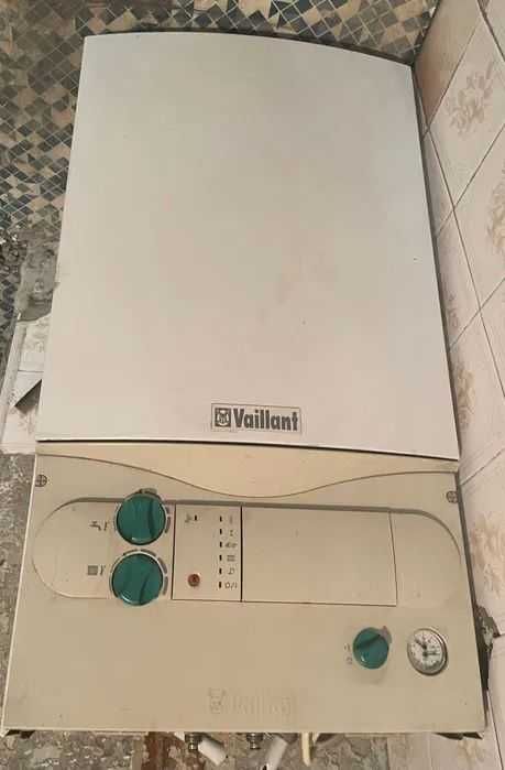 Centrala termica Vaillant 24kw pentru piese