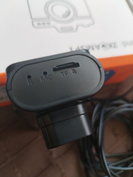 Продавам видеорегистратор