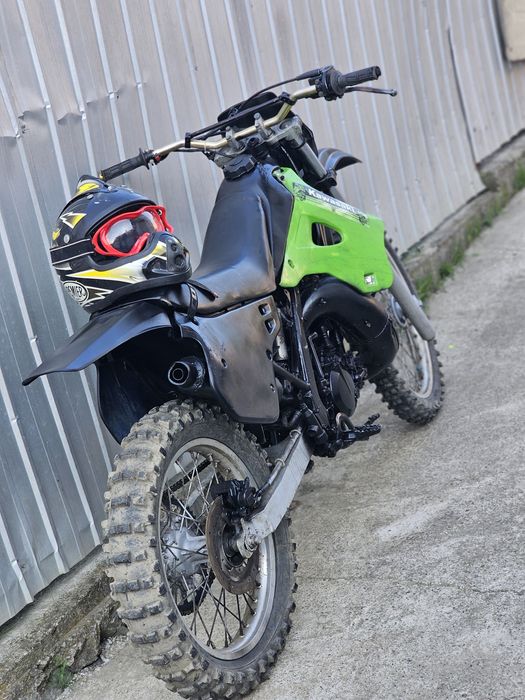 Citiți anunțul Vând urgent Kawasaki kx power valve 125 cc 2T