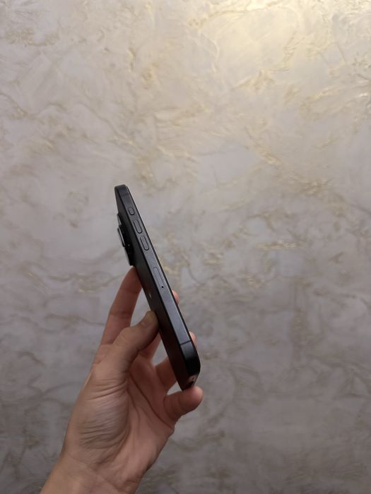 iPhone 15 проооо