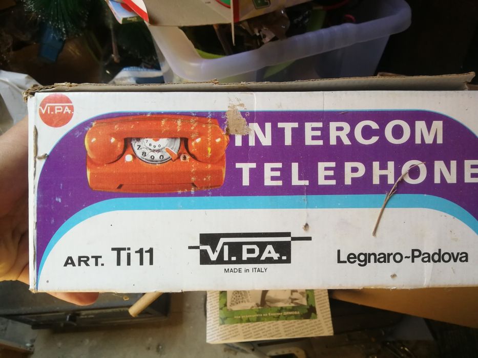 Детски телефони с кабел на батерии