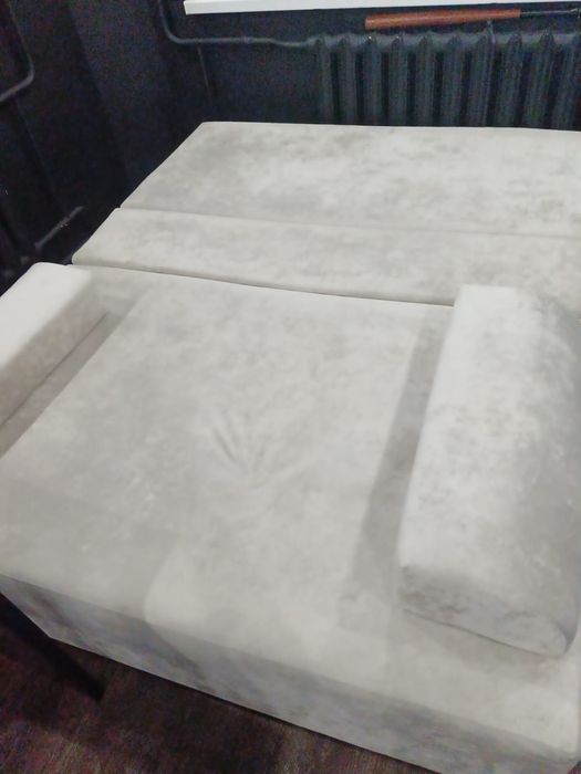 Диван в хорошем состоянии