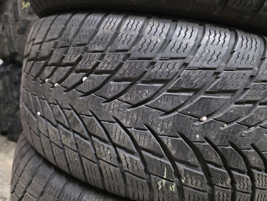 4бр Зимни гуми 205 45 17 - Nokian