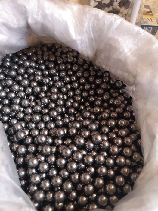 Метални сачми за прашка , топчета, мискета (жилка разпинялка)