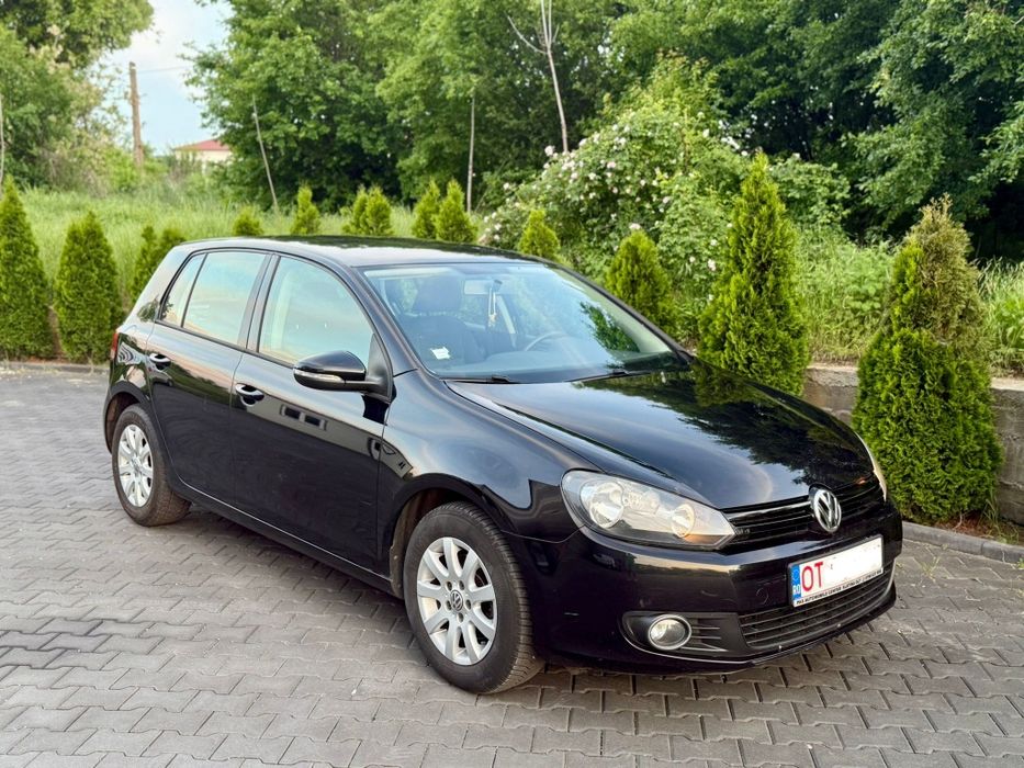 VW Golf 1.2 benzină 105 cp model 2012 euro 5 
-199970 km