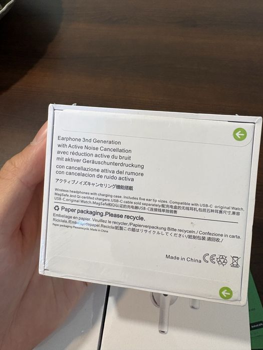 Casti tip Airpods 3 Pro  ANC + Traducere live prin AI