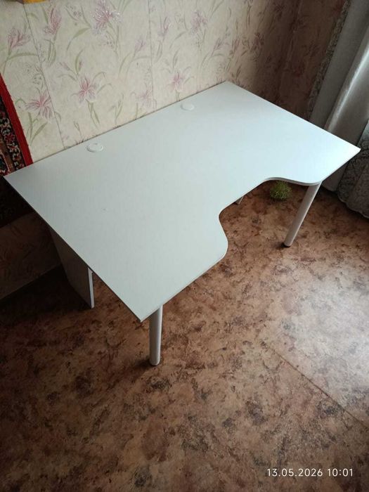 Игровой компьютерный стол