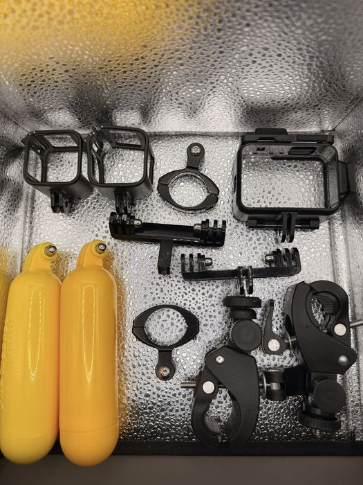 Diferite accesorii GoPro camera actiune