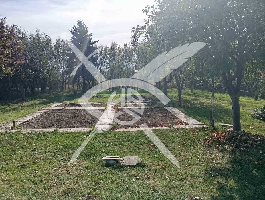 Продава се Парцел в София, Хладилника - 1129 кв.м за 121 €/кв.м - Снимка #2