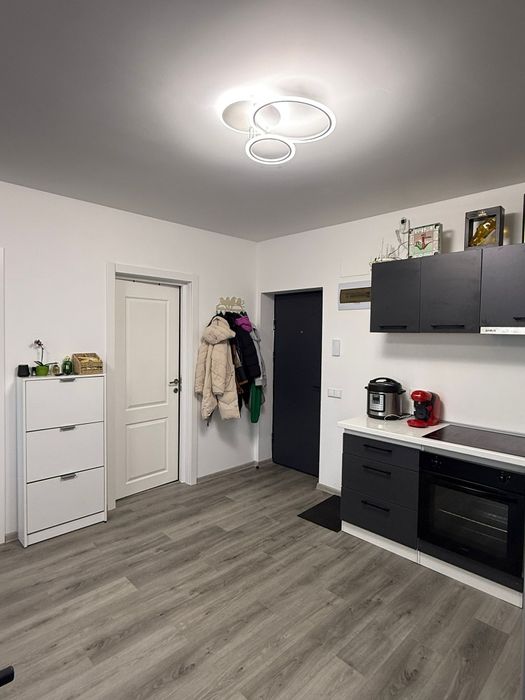 Inchiriez apartament str Daliei