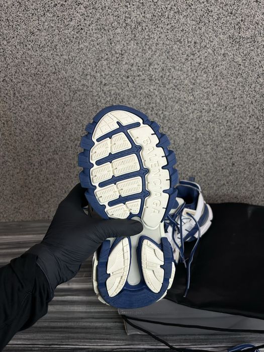 Vand Adidasi Balenciaga Track 2 - marimea 42 - premium