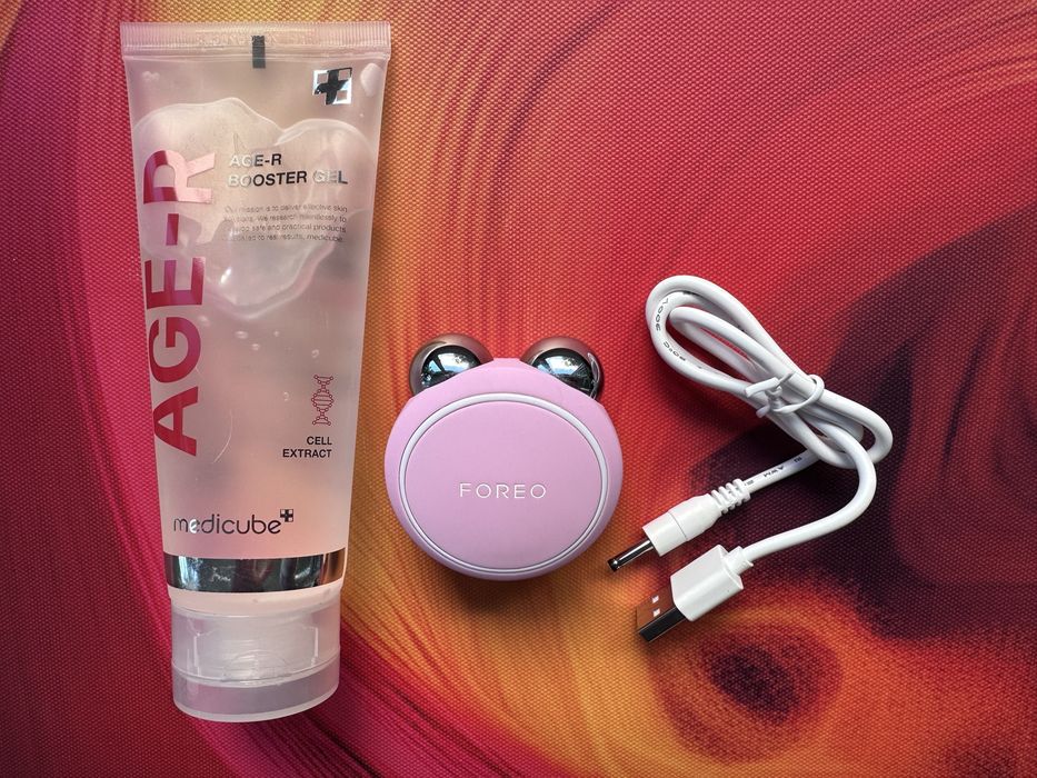 FOREO BEAR Mini – aparat facial cu microcurent + gel AGE-R cadou