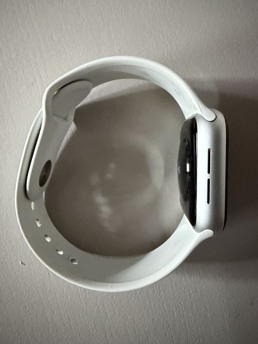 Apple Watch 5, 40мм