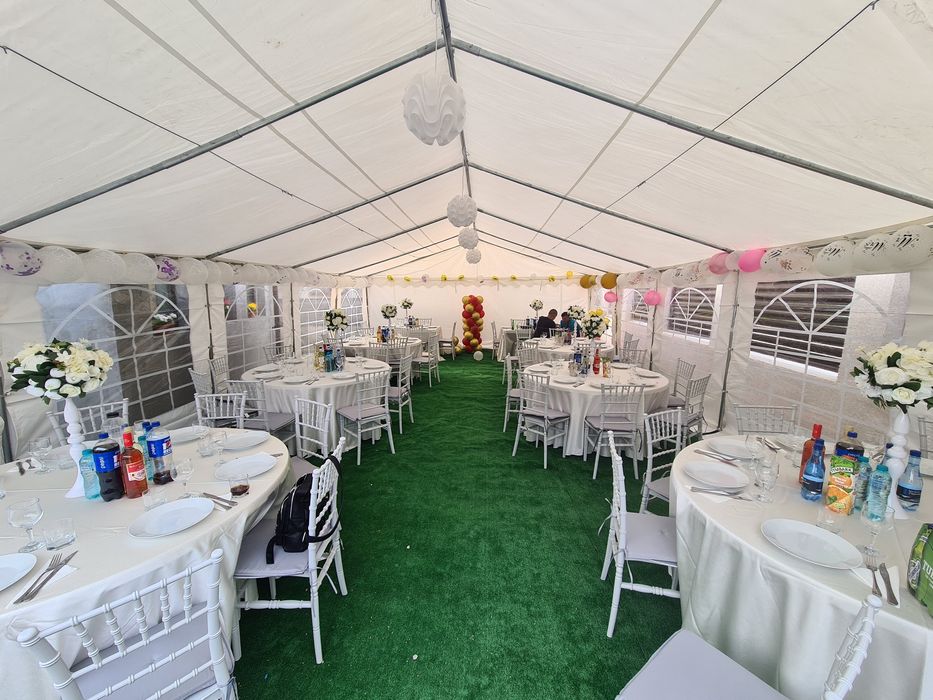 Corturi, masină fum, cabină foto