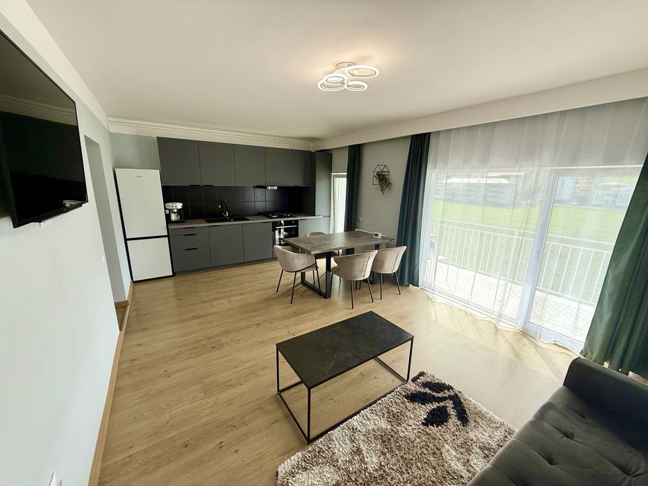 Vand apartament nou, 2 camere plus parcare