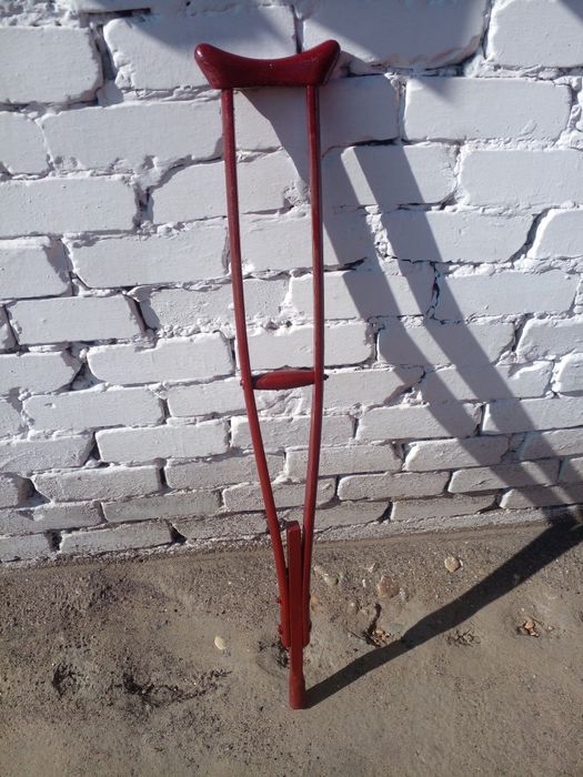 Медицинский костыль