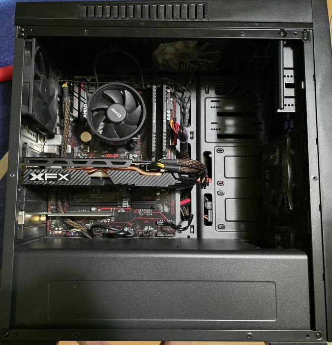 PC Calculator Gaming RX 580 XFX 8GB/ Ryzen 5 1600/ 16GB 3000Mhz ddr4