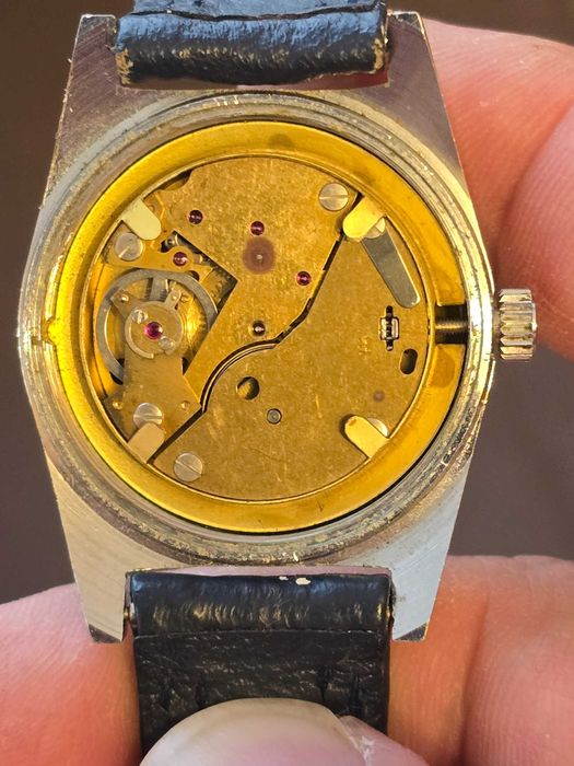 Винтидж механичен часовник "Recthor"