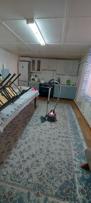 Үй сатылады.Бір аулада 2 үй.