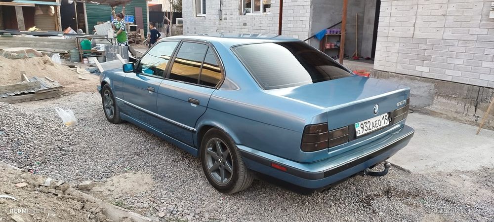 Продам летние шины с диском