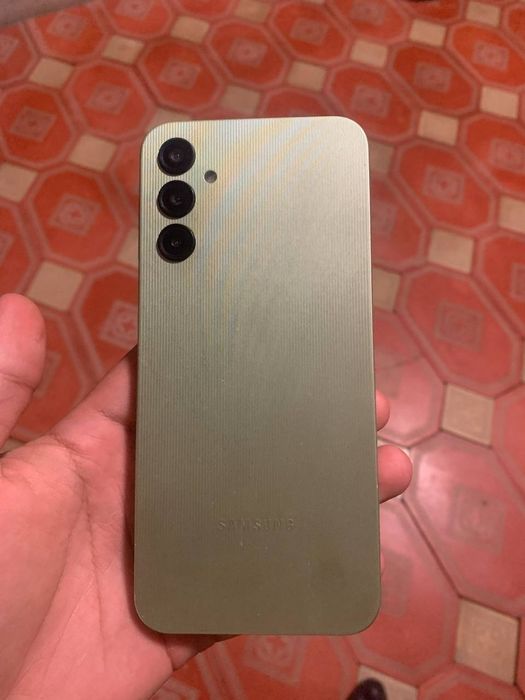 Samsung A14 ideal