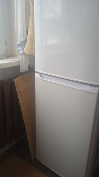 Продам холодильник " Бирюса "