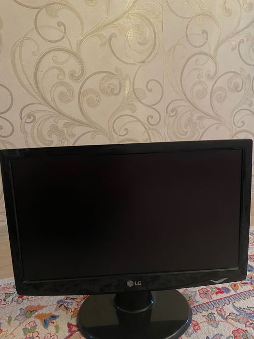 Продается монитор