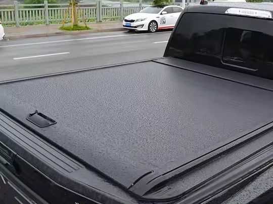 Роллета для пикапа