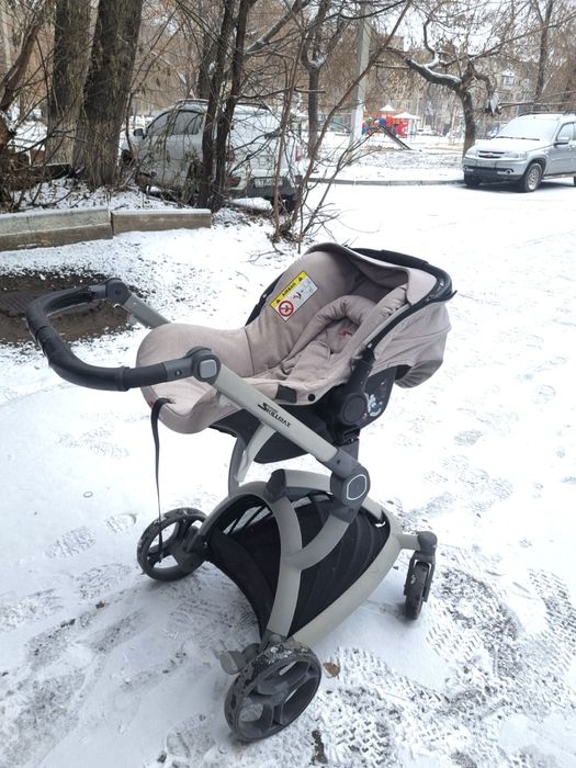 Коляска 3 в 1 с автолюлькой