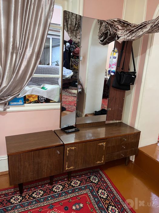 Спальный гарнитур