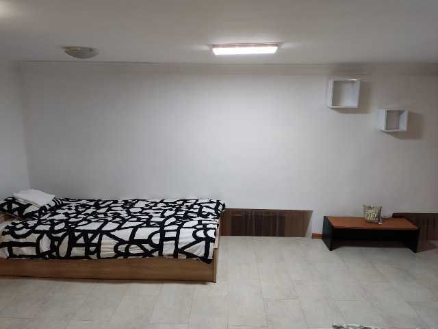 Дава се под наем Тристаен апартамент в София, Център - 80 кв.м за 510 € - Снимка #3