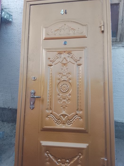 Буу темір есік колдың