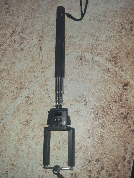 Camere auto de luat vederi si brat telescopic pt telefon