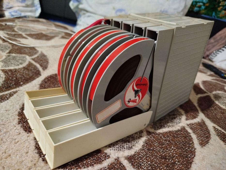 Lot 5 Benzi magnetofon imprimate 2 piste