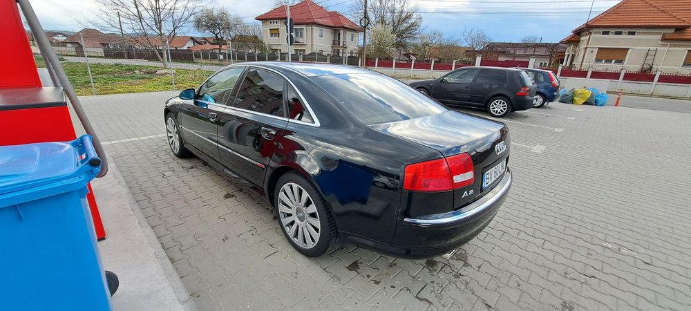Vând audi a8 d3.