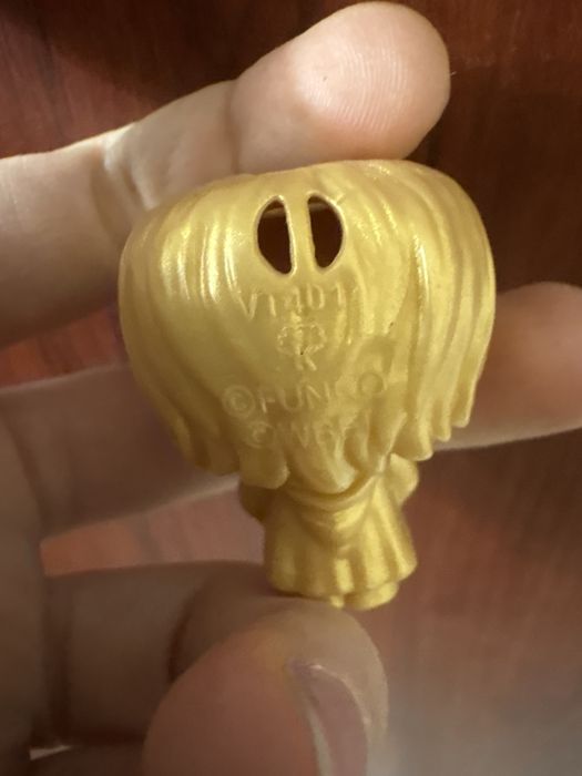 Гарри Поттер золотой