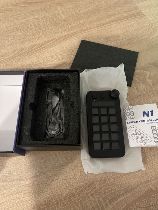 Продавам нов Stream Controller N1 (тип Elgato Stream Deck) с екранни бутони
