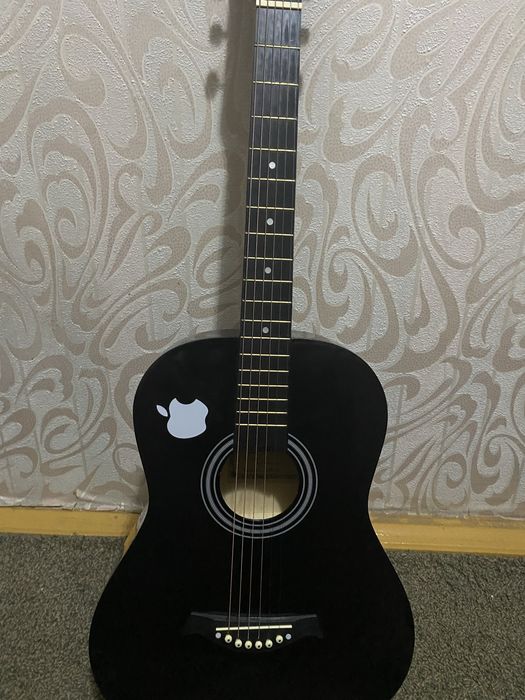 Классическая гитара шестиструнная