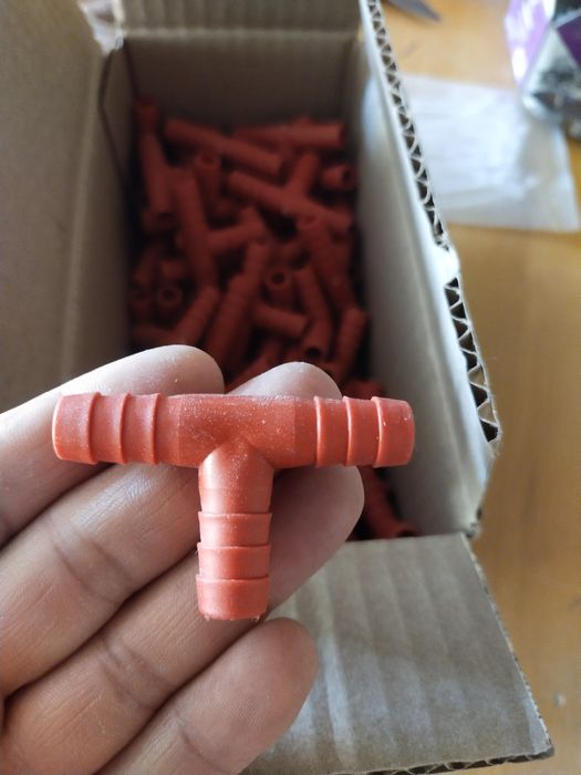 Тройник платмассовый