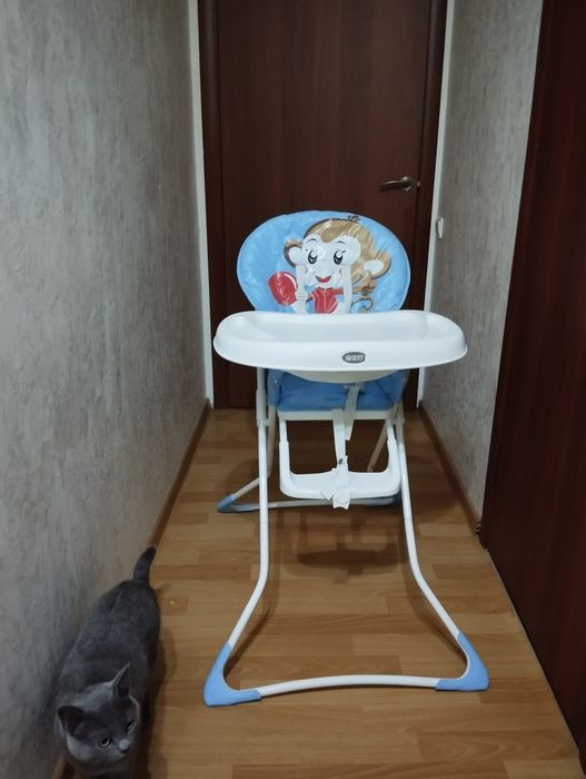 Стол для кормления