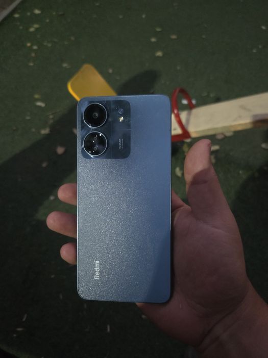 Продам Redmi 13c 256gb