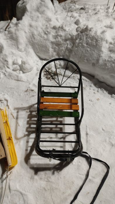 Продам санки детские