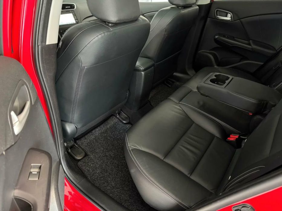 Honda Civic 1.8 benzină Executive Panoramic