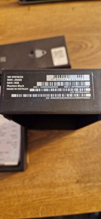 Samsung S22 8gb 256gb.със Часовник WATCH 5 Samsung